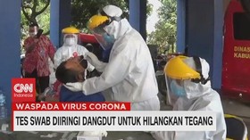 VIDEO: Hilangkan Tegang, Tes Swab Diiringi Dangdut
