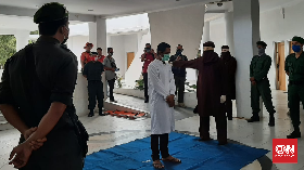 Pemerkosa Anak Dihukum Cambuk, Belum Selesai Minta Ampun