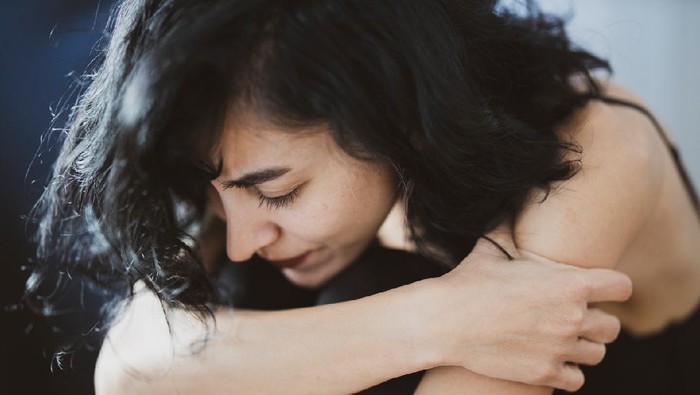 Sering Meragukan Diri Sendiri? Jangan-Jangan Kamu Alami Impostor Syndrome