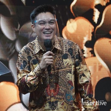 Ngelunjak Saat Dibantu Baim Wong, Wanita Ini Banjir Kritik