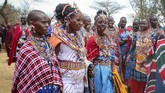 FOTO: Suku Maasai Gelar Upacara Tradisi di Tengah Pandemi Suku Maasai di Kenya menggelar upacara tradisional mereka di tengah pandemi pada Rabu (23/9). (AP Photo)