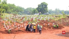 VIDEO: Angka Pemakaman di TPU Khusus Covid-19 Bertambah
