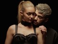 Selfie Pertama Usai Melahirkan, Gigi Hadid Sebar Pesan Khusus