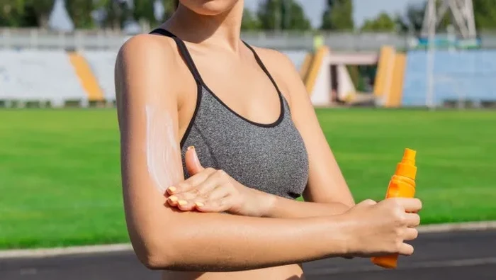 5 Produk Skincare yang Wajib Digunakan Sebelum Olahraga