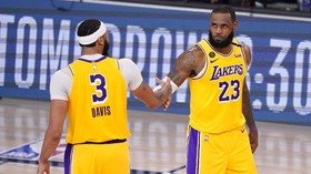 FOTO: LeBron dan Davis Ngamuk, Lakers Hajar Nuggets