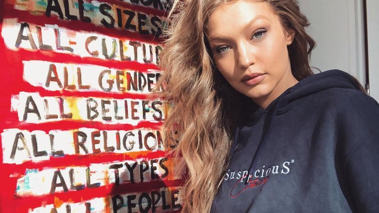 Bukti Supermodel Gigi Hadid Pencinta Fast Food