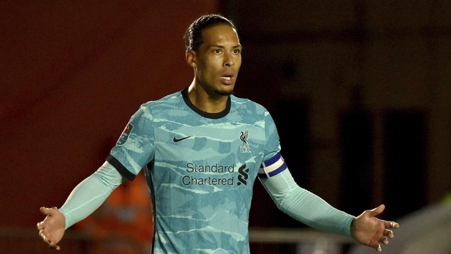 Peluang Virgil van Dijk memperkuat timnas Belanda di Piala Eropa 2021 diklaim pelatih Liverpool Jurgen Klopp sangat kecil.