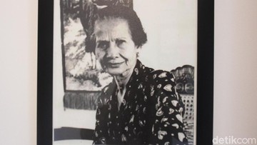 UCAPAN TERIMA KASIH ORANG TUA SOEKARNO PADA INGGIT