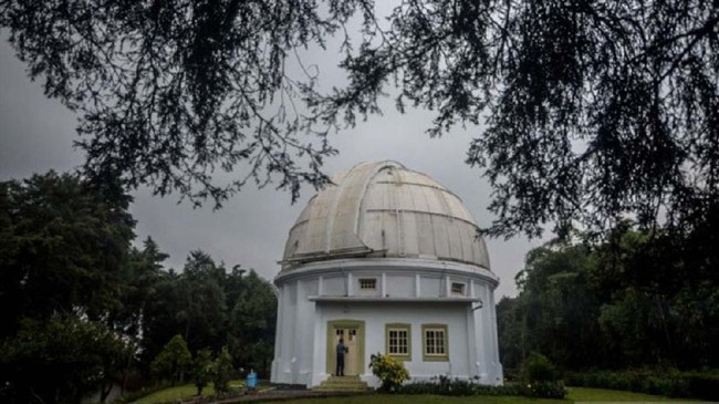 Sempat vakum selama empat tahun. Observatorium Bosscha di Bandung kini kembali membuka program kunjungan malam.