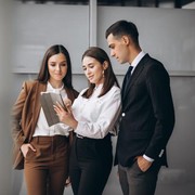 Perhatikan Tanda-Tanda Ini, Bukti Karir Kamu Sudah Sukses dan Stabil!
