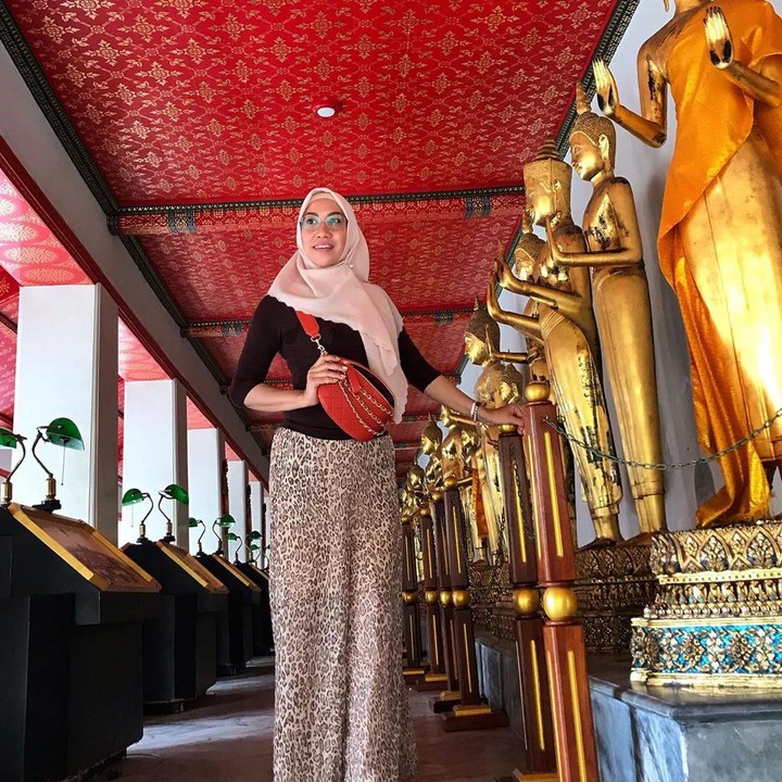 <p>Lahirnya Air Rumi Akbar 1453 membuat Susanti kini menyandang status nenek. (Foto: Instagram @susanti.a)</p>