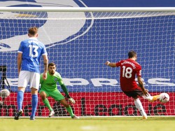 Crouch Jagokan Bruno Fernandes Raih Sepatu Emas, Sindir Penalti MU