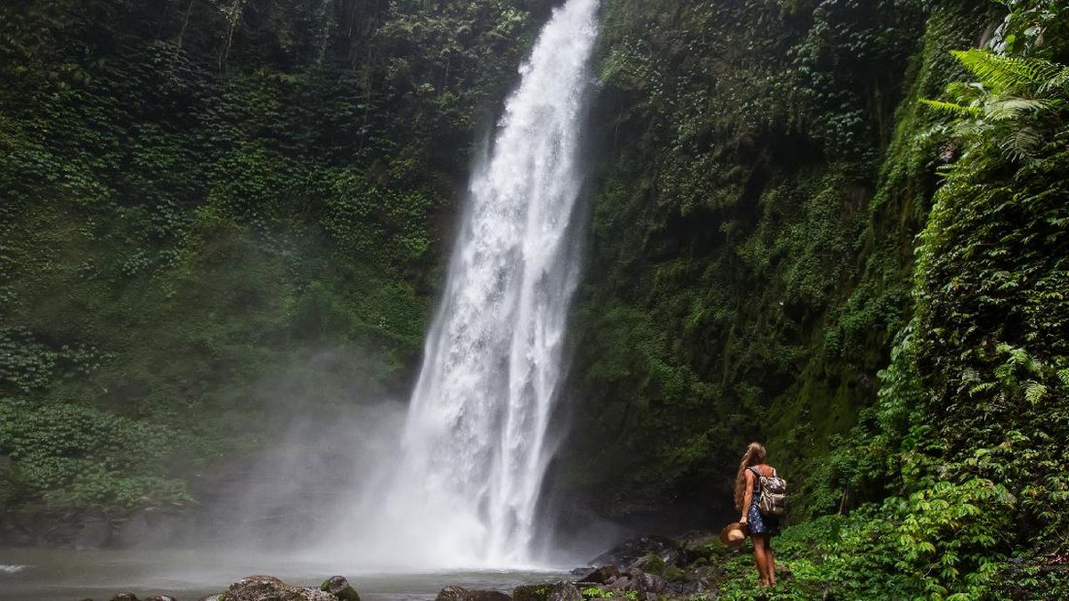Polisi Tangkap 2 Turis Israel yang Berhubungan Intim di Air Terjun