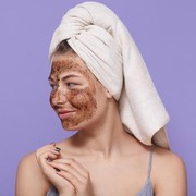 Terbukti Aman, Inilah Cara Lain Exfoliate Kulit Tanpa Menggunakan Scrub