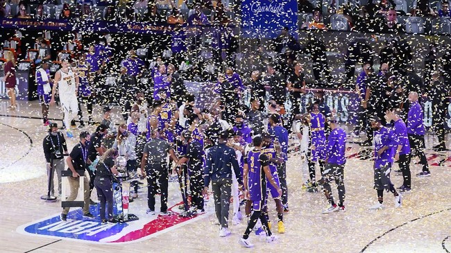 FOTO: LeBron James Gemilang, Lakers ke Final NBA