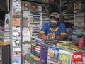 FOTO: Pasar Buku Kwitang Mencoba Bertahan di Tengah Pandemi