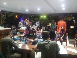 Kafe hingga Panti Pijat Digerebek saat Ibu Kota Masih PSBB Ketat