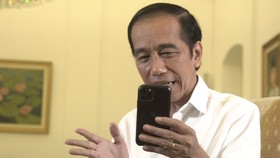 Dokter Paru ke Jokowi: Tenaga Medis Masih Tetap Kurang Pak