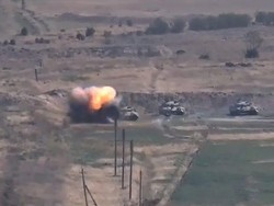 Konflik Berlanjut, Roket Azerbaijan Hantam Kota Karabakh