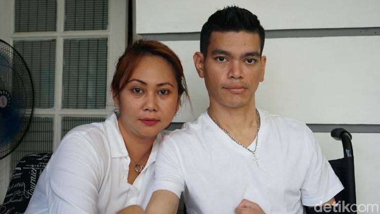 El Ibnu dan Sarah saat ditemui di kawasan Cikarang.