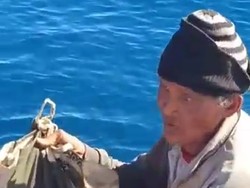 Viral Nelayan Lansia 6 Hari Terombang-ambing dalam Boks Gabus di Laut