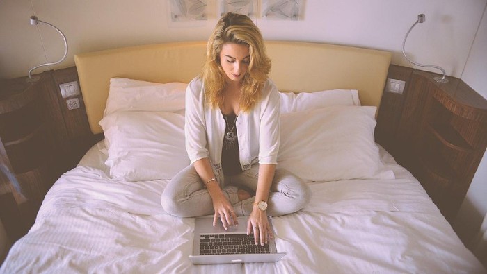 Lembur Sesekali Boleh, Setiap Hari? Jangan! Ada 5 Bahaya Mengintai