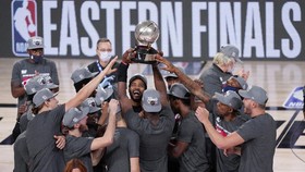 FOTO: Miami Heat vs Lakers di Final NBA 2020