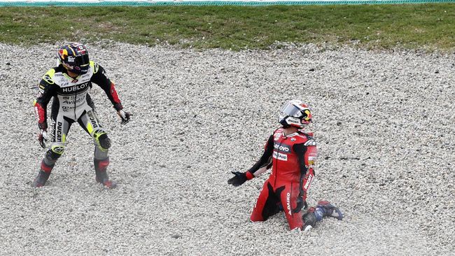 zarco-sedih-bikin-dovizioso-jatuh-di-motogp-catalunya