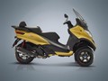 Skutik 3 Roda Piaggio MP3 Meluncur, Kini Punya Gigi Mundur