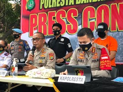 Dipamerkan Polisi, Pelaku Pelecehan di Soetta Pakai Topi Tersangka