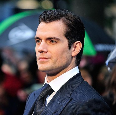 Fix! Henry Cavill Comeback Jadi Superman