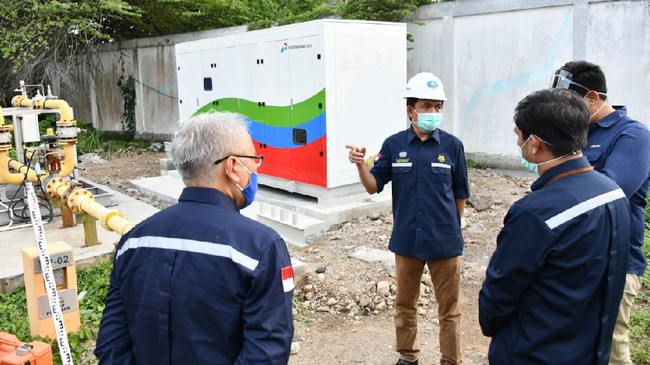 Pipa gas bumi yang dilakukan oleh PT Pertagas Niaga itu direncanakan diuji fungsi pada Oktober mendatang.
