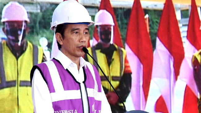 Presiden Joko Widodo (Jokowi) dijadwalkan meresmikan Tol Jogja-Solo pada pukul 15.00 WIB hari ini (19/9).