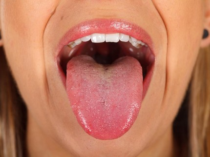 Ada Benjolan Kecil di Lidah? Awas Bisa jadi Gejala COVID-19