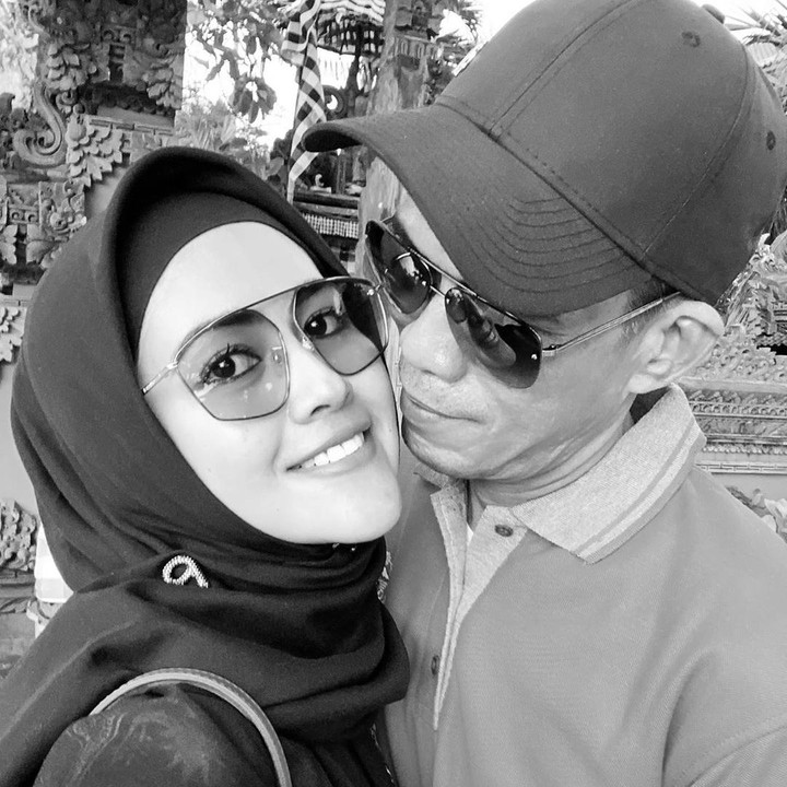 <p>Setelah lama bungkam, Meggy memposting foto suami barunya di Instagram. (Foto: Instagram @meggywulandari_real)</p>