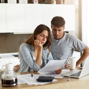 Sebelum Menikah, Lakukan Dulu 5 Financial Checking Ini Bareng Pasangan!