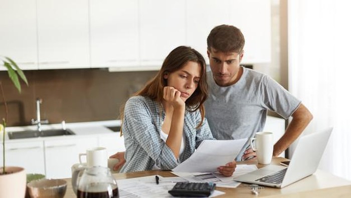 Sebelum Menikah, Lakukan Dulu 5 Financial Checking Ini Bareng Pasangan!