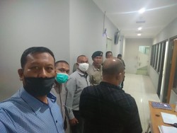 Usai Hadiri Pemakaman Istri di Bandung, Ruslan Buton Kembali ke Rutan