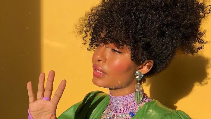 8 Pesona Yara Shahidi, Pemeran Tinkerbell Versi Live Action
