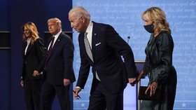 Gaya Busana Melania Trump Vs Jill Biden di Debat Pilpres AS