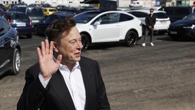 Jadi Dalih Aturan Doxing Elon Musk, Tabrakan di Pasadena Diselidiki