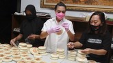 FOTO: Semarak Kampanye Pilkada di Tengah Pandemi Masa kampanye Pilkada 2020 sudah dimulai. Sejumlah calon kepala daerah langsung tancap gas menyerap aspirasi masyarakat sekaligus sosialisasi janji-janji.