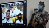 FOTO: Semarak Kampanye Pilkada di Tengah Pandemi Masa kampanye Pilkada 2020 sudah dimulai. Sejumlah calon kepala daerah langsung tancap gas menyerap aspirasi masyarakat sekaligus sosialisasi janji-janji.