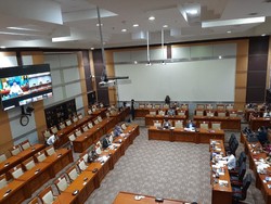 Rapat Bareng Kapolri, Arteria-Habiburokhman Kritik soal Pam Swakarsa