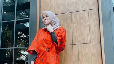 Olla Ramlan Jadi Brand Ambassador Produk Kecantikan Mengandung Emas