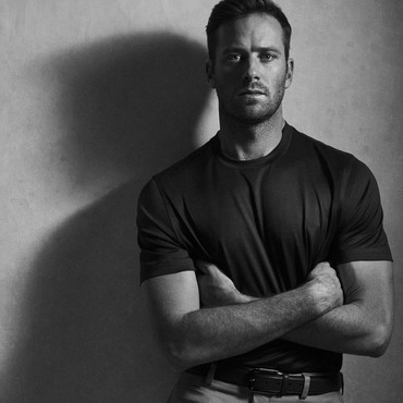 Gegara Pandemi Corona dan Perceraian, Armie Hammer Depresi