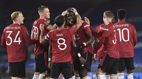FOTO: Kemenangan Identik MU dan Man City di Piala Liga