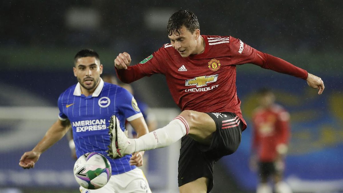 FOTO: Kemenangan Identik MU dan Man City di Piala Liga
