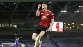 Piala Liga Inggris: Menang 3-0, MU Lolos ke Perempat Final
