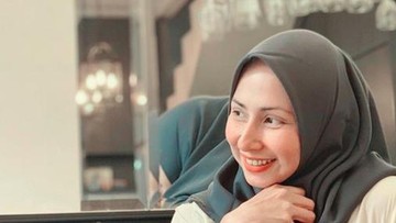DESWITA MAHARANI &amp; MULAN JAMEELA